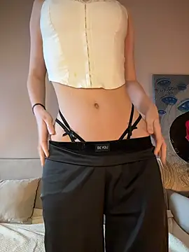 MariaTull online show from 11-08-25, 06:24