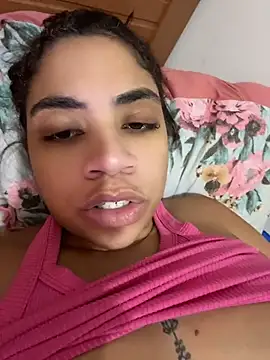 Snapshot of morenadabuceta chatting on 05-26-26, 12:34 morenadabuceta online show from 05-26-26, 12:34