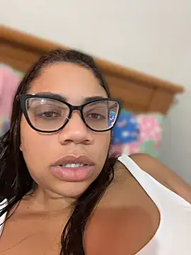 Snapshot of morenadabuceta chatting on 06-15-26, 12:18 morenadabuceta online show from 06-15-26, 12:18