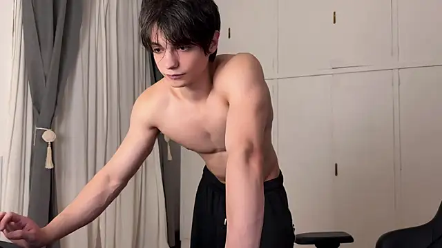 SasukeUhchiaa online show from 04-02-26, 10:40