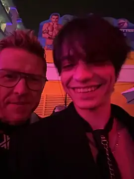 SasukeUhchiaa online show from 04-24-26, 08:44