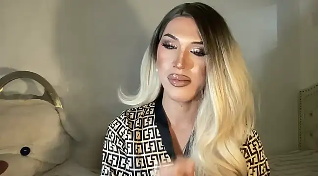 Ts glamxxxx online show from 02-06-25, 09:22