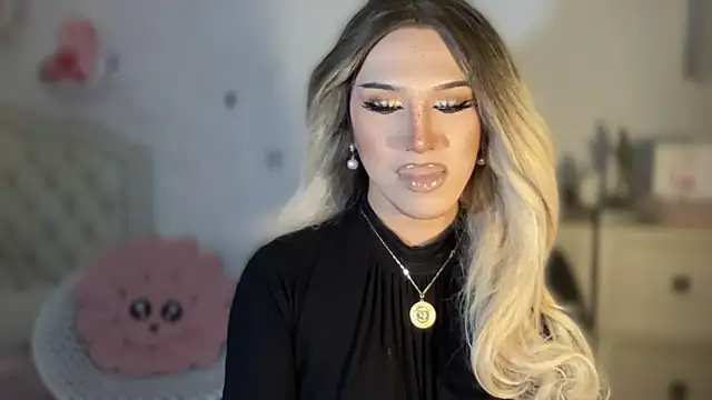 Ts glamxxxx online show from 09-23-25, 01:30