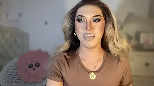 Ts glamxxxx online show from 10-20-25, 01:28