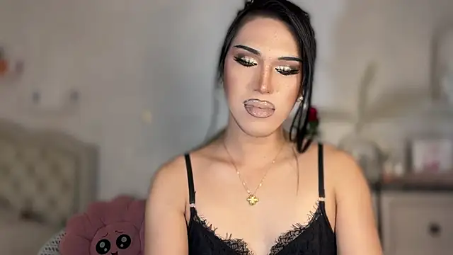 Ts glamxxxx online show from 11-08-25, 12:33