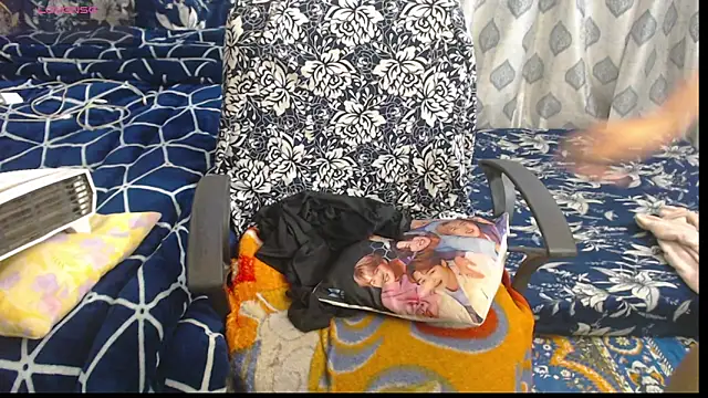 sexyrihana1 online show from 12-18-24, 09:14