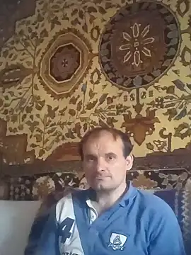 185322 online show from 10-12-25, 11:42