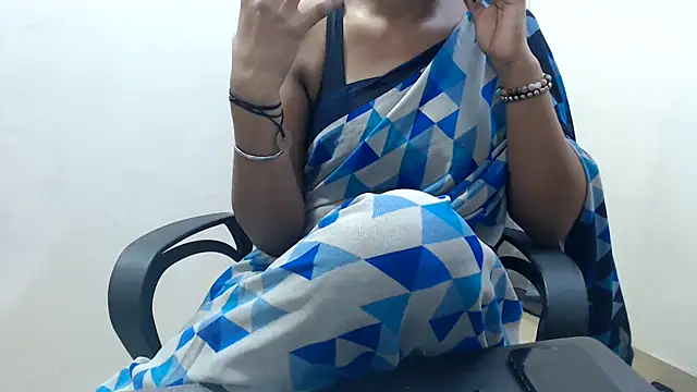 Snapshot of sexy_vani1 chatting on 08-07-26, 11:34 sexy vani1 online show from 08-07-26, 11:34