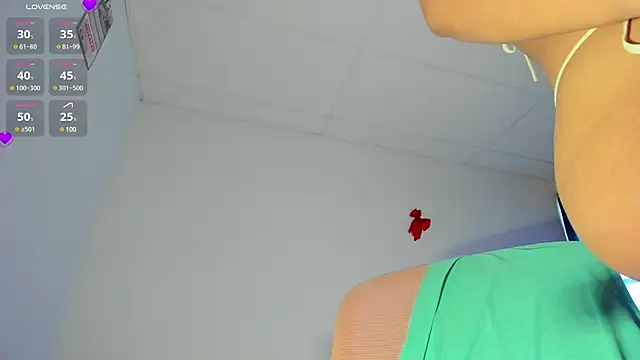 cailynhot online show from 01-15-25, 07:55