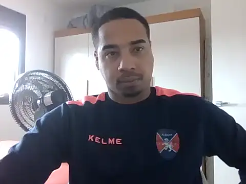 Juninho10c online show from 11-03-25, 04:30