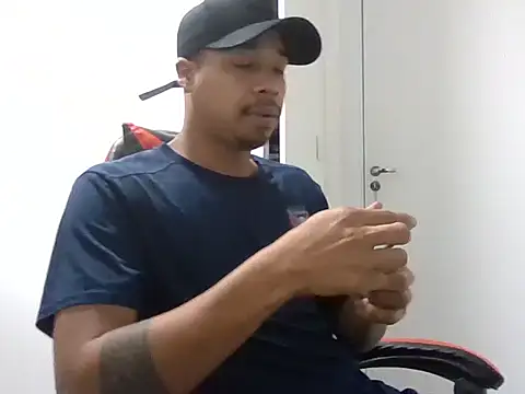 Juninho10c online show from 11-07-25, 04:18