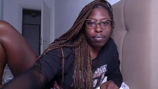 MadamIndigo online show from 02-24-25, 12:30