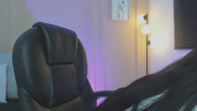 lucy neil online show from 04-03-26, 02:31