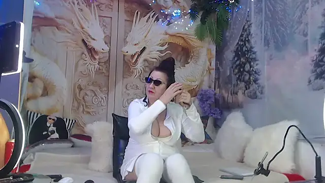 NightOrhideya online show from 12-17-25, 09:54