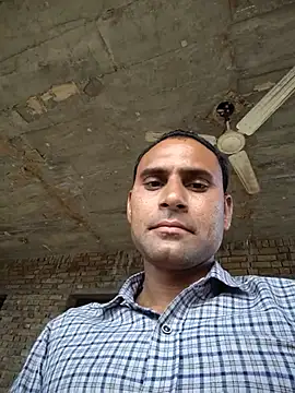 Snapshot of Maneeshpoppy chatting on 07-03-26, 12:11 Maneeshpoppy online show from 07-03-26, 12:11