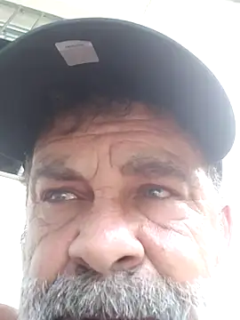 Snapshot of Peludo173317 chatting on 11-04-25, 01:43 Peludo173317 online show from 11-04-25, 01:43