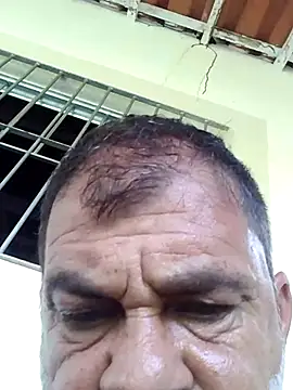 Snapshot of Peludo173317 chatting on 12-22-25, 06:49 Peludo173317 online show from 12-22-25, 06:49