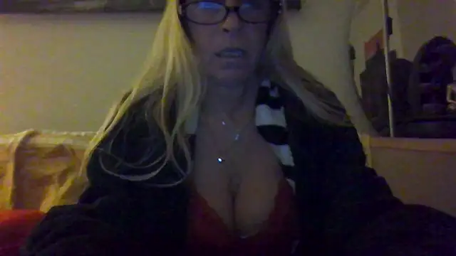 MISSLOTUS75 online show from 12-27-24, 10:16