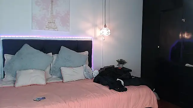 vaness weet online show from 01-10-25, 12:38