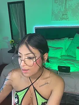 vaness weet online show from 01-12-25, 11:15