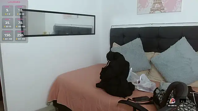 Snapshot of vaness_weet chatting on 06-14-26, 07:49 vaness weet online show from 06-14-26, 07:49