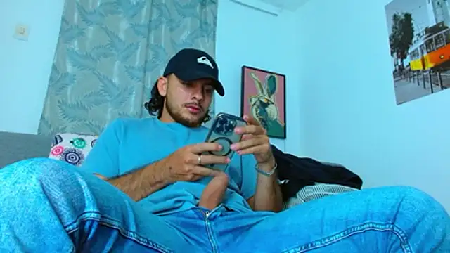 tuyo1995 online show from 02-19-26, 04:36