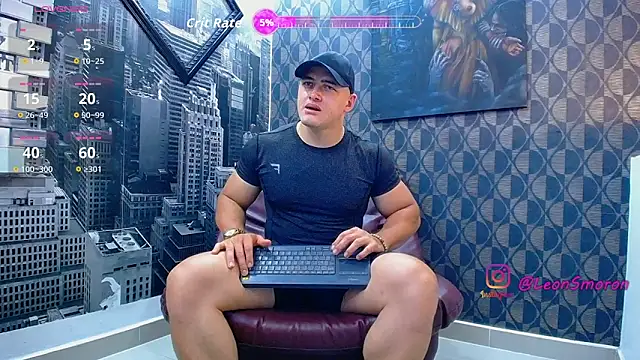 Snapshot of Leonsmoron chatting on 05-08-26, 03:56 Leonsmoron online show from 05-08-26, 03:56