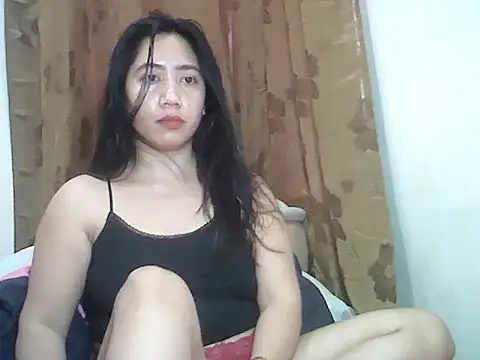 Snapshot of LOVENAYRA1 chatting on 02-19-26, 03:02 LOVENAYRA1 online show from 02-19-26, 03:02