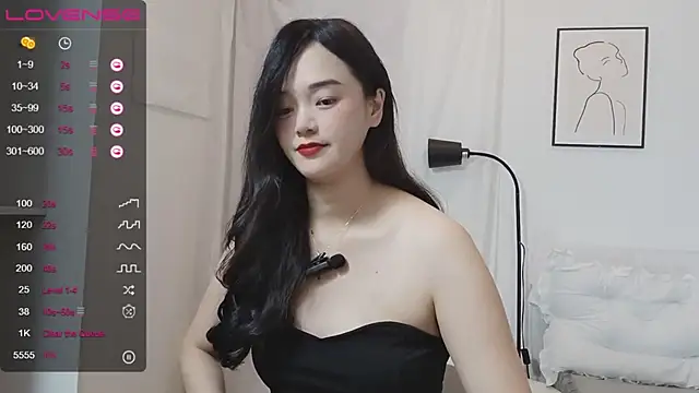 QiuPeiPeimmm online show from 12-04-24, 01:53