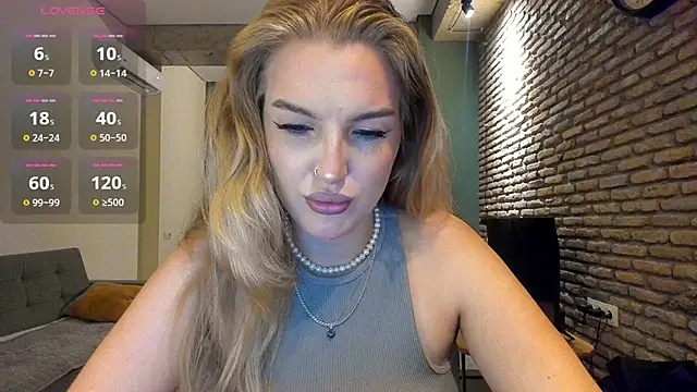 fifteenpoem online show from 07-11-26, 03:31