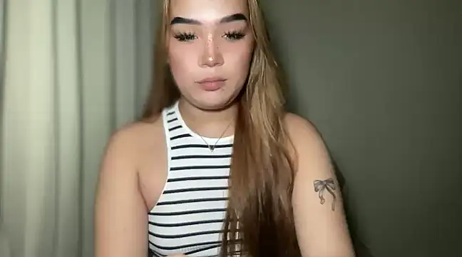 Snapshot of MissCataleyaxxx chatting on 12-07-24, 12:52 MissCataleyaxxx online show from 12-07-24, 12:52