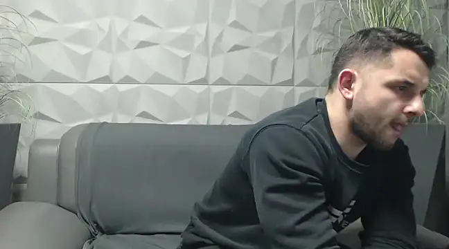 Antoniodiamond online show from 01-08-25, 08:07