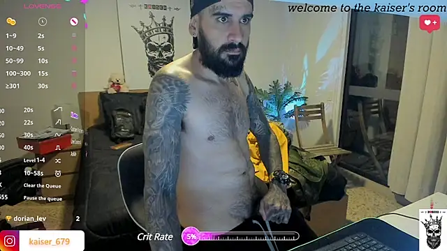 Snapshot of kaiser679_ chatting on 03-18-25, 04:15 kaiser679 online show from 03-18-25, 04:15