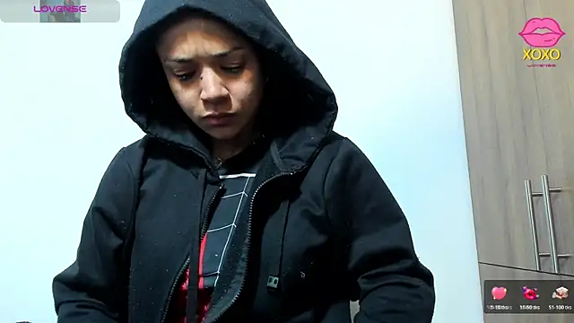 Bessie32 online show from 11-29-25, 09:23