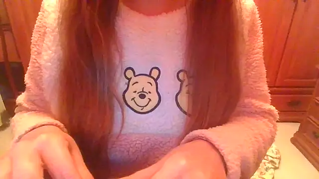 Snapshot of Sexymiss26 chatting on 12-19-24, 04:57 Sexymiss26 online show from 12-19-24, 04:57