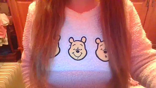 Snapshot of Sexymiss26 chatting on 01-09-25, 09:05 Sexymiss26 online show from 01-09-25, 09:05
