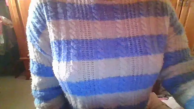Snapshot of Sexymiss26 chatting on 01-12-25, 10:56 Sexymiss26 online show from 01-12-25, 10:56