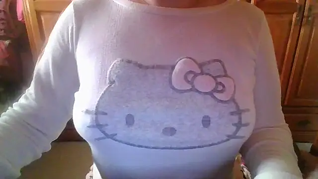 Snapshot of Sexymiss26 chatting on 03-15-25, 11:08 Sexymiss26 online show from 03-15-25, 11:08