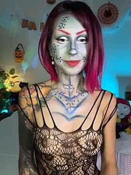 Cinamoonn online show from 10-25-25, 08:47