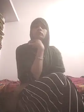 Snapshot of sonalicrossy chatting on 11-11-25, 06:52 sonalicrossy online show from 11-11-25, 06:52