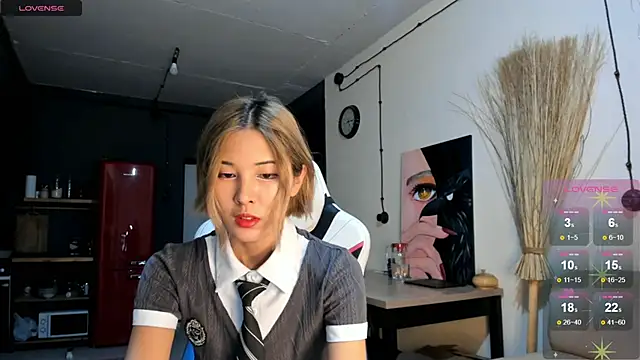 Snapshot of cho_nando chatting on 01-10-25, 12:47 cho nando online show from 01-10-25, 12:47