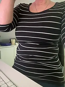 German Milf online show from 02-28-25, 10:20