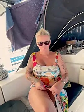 German Milf online show from 09-27-25, 12:54