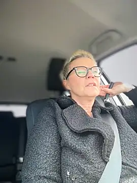 German Milf online show from 10-09-25, 11:19