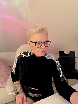 German Milf online show from 03-08-26, 02:10