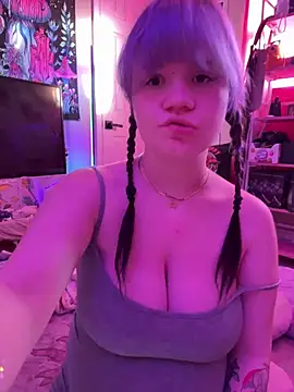 Snapshot of Cutiepiespanks chatting on 06-24-26, 11:26 Cutiepiespanks online show from 06-24-26, 11:26