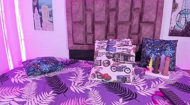 Snapshot of NaughtyAnaa chatting on 01-16-25, 03:23 NaughtyAnaa online show from 01-16-25, 03:23