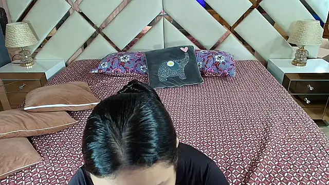 Snapshot of NaughtyAnaa chatting on 03-08-25, 07:31 NaughtyAnaa online show from 03-08-25, 07:31