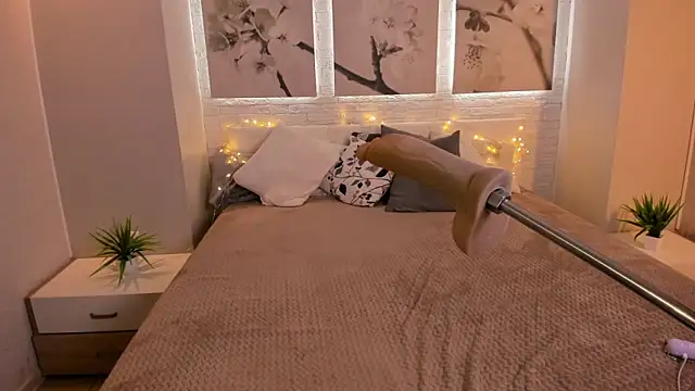 Snapshot of Betty_June chatting on 01-16-25, 12:12 Betty June online show from 01-16-25, 12:12