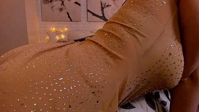 Snapshot of Betty_June chatting on 02-10-25, 03:24 Betty June online show from 02-10-25, 03:24